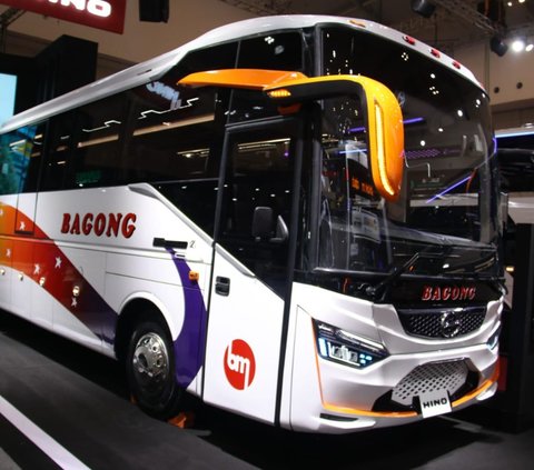 Hino Perkenalkan Bus AK 240 Space Frame di GIIAS 2024