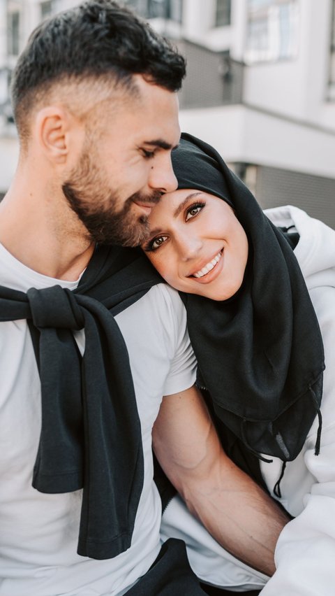 4 Prayers for a Husband's Success in this World and the Hereafter, and Ways a Wife Can Support Him