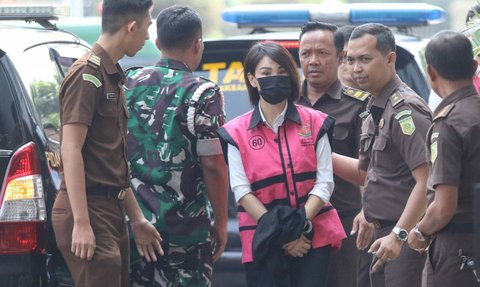 Kebut Berkas, 30 Jaksa Disiapkan Tuntut Harvey Moeis dan Helena Lim di Persidangan