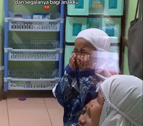 Bagikan Pengalaman dan Perasaannya saat Antar Anak Masuk Sekolah Hari Pertama, Curhatan Ibu Ini Viral