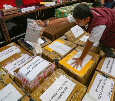 FOTO: Bareskrim Polri Ungkap Peredaran 157 Kg Narkoba Jaringan Malaysia dan Myanmar