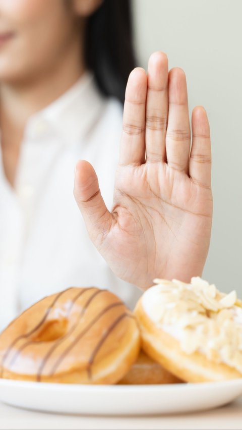 4 Tanda Kecanduan Gula Bukan Cuma Ingin Makan Manis Tapi Juga Asin 4 Tanda Kecanduan Gula Bukan Cuma Ingin Makan Manis Tapi Juga Asin