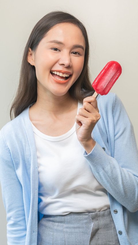 4 Tanda Kecanduan Gula Bukan Cuma Ingin Makan Manis Tapi Juga Asin 4 Tanda Kecanduan Gula Bukan Cuma Ingin Makan Manis Tapi Juga Asin