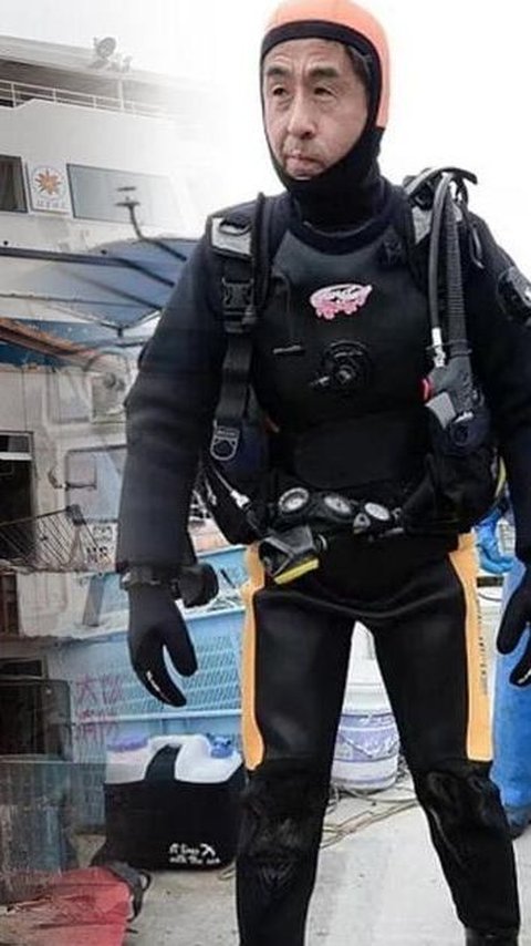 Japanese Man Dives 600 Times to Find His Missing Wife During the 2011 Tsunami.