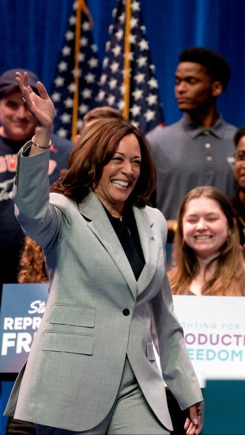 Sosok Kamala Harris Pengganti Biden di Pilpres AS, Trump Sesumbar Bukan Lawan Berat!