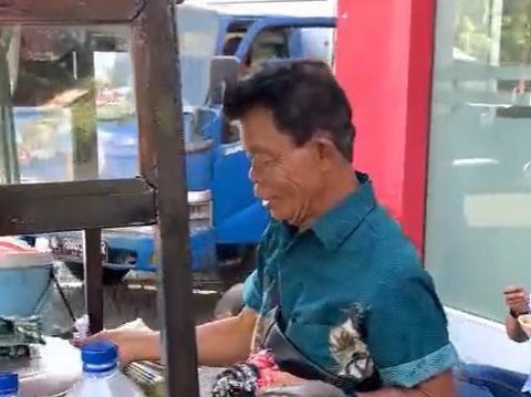 Viral Meatball Seller in Surabaya Resembles Cartoon Character Suneo, Making Netizens Laugh