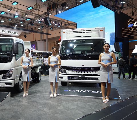 Potret Kecanggihan Truk Mitsubishi Fuso di GIIAS 2024, Ada Truk Listrik Sampai Truk Ramah Perempuan