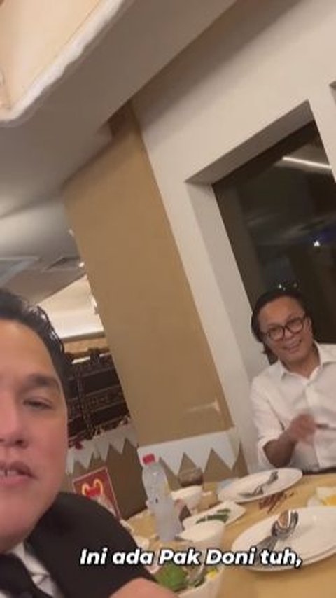 Kulineran di Uni Emirat Arab, Erick Thohir & Basuki Hadimuljono Makan Punggung Kambing 'Nikmat'