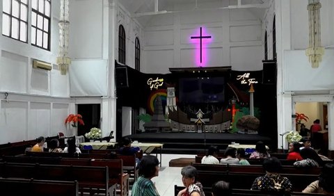 Loncengnya Serupa dengan Gereja Tua di Prancis