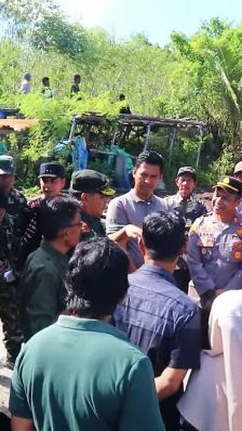 Mayjen Kunto Beri Mesin Canggih untuk Warga Pinrang<br>