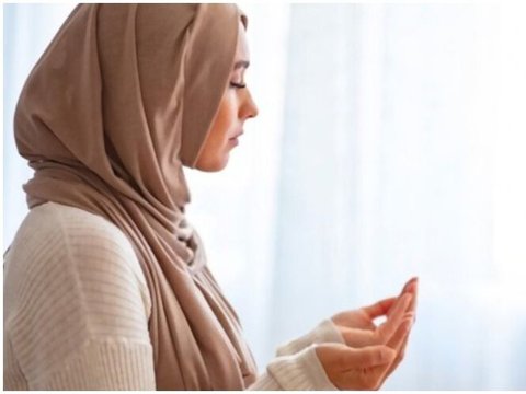 7 Easy Practices with Great Rewards, as Easy as Saying Bismillah before Starting Activities