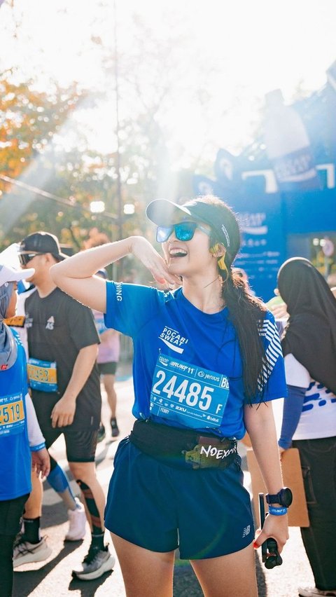 In this marathon event, Febby was slightly disappointed because she had to urgently go to the bathroom in the middle of the journey.