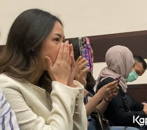 Tamara Tyasmara Emotional towards Yudha Arfandi's Family, Arguing in the Courtroom Area