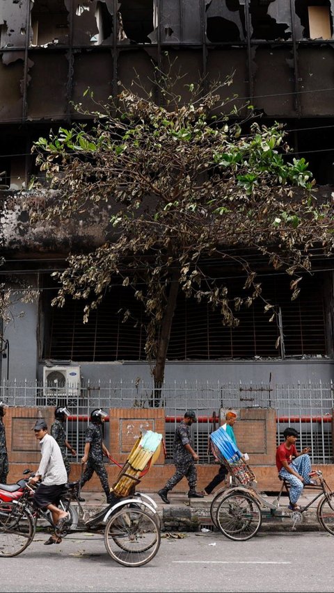 Rusuh mahasiswa dan polisi itu dilaporkan menewaskan sedikitnya 147 orang. Foto: REUTERS