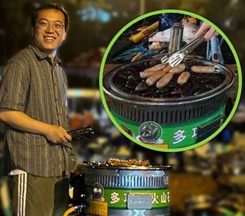 A Group of PhD Students Selling Grilled Sausages on the Side of the Road, There is an Unexpected Reason