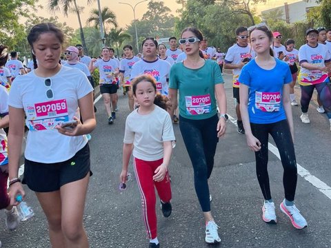 Cantik! Foto-foto Terbaru Elea Anak Ussy Sulistiawaty yang Penampilannya Makin Mencuri Perhatian, Kini jadi Anak Gadis