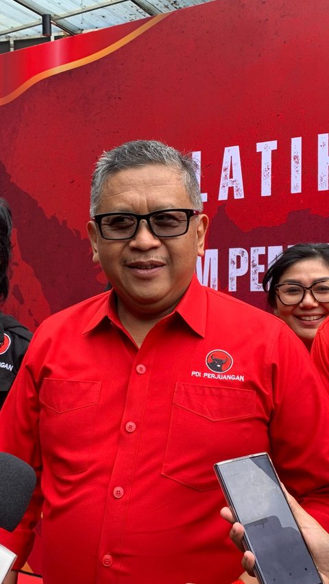 Sekjen PDIP Bicara Peluang Usung Anies di Pilkada Jakarta: Kadang Kita Kontestasi, Kadang Dialog