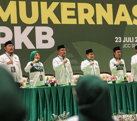 Ketua Umum Partai Kebangkitan Bangsa (PKB) Muhaimin Iskandar atau Cak Imin membuka acara pembukaan musyawarah kerja nasional (Mukernas) dalam rangka perayaan hari lahir (Harlah) PKB ke-26 di Jakarta Convention Center (JCC), Senayan, Jakarta. Foto: Liputan6.com / Angga Yuniar<br>