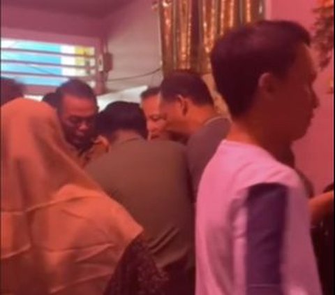 Momen Pilu Ayah Pulang ke Rumah Setelah Tahu Putrinya Meninggal Dunia, Bikin Sedih