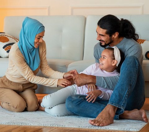 What Are the Rights of Children that Parents Must Fulfill According to Islamic Teachings?