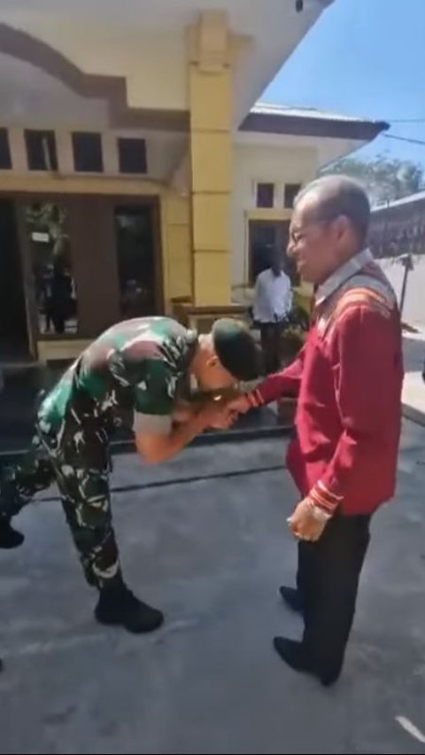 Mobilnya Ditabrak Truk TNI di Perbatasan NTT, Mantan Presiden Timor-Leste Langsung Bereaksi<br>