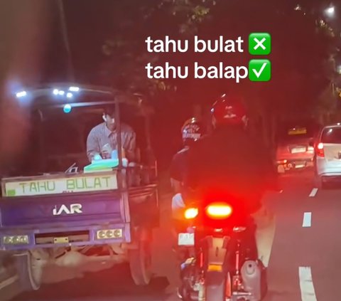 A Bit Different! The Moment a Round Tofu Seller Serves Customers While 'Racing' on the Highway, Netizens: The Real Drive-Thru