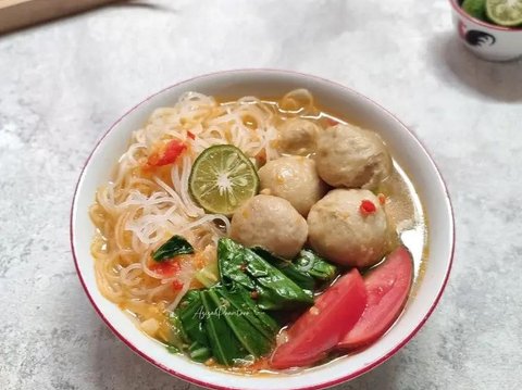 Bihun Bakso Kuah Pedas. (dok. Cookpad/@Izza_2427)