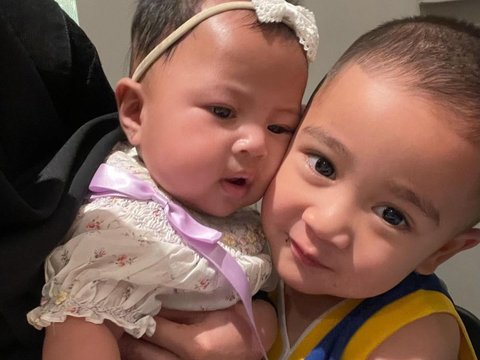 Super Gemas, Potret Kompak Baby Lily dengan Rayyanza Bikin Pagi Netizen Bahagia