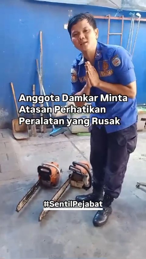 Viral, Begini Momen Petugas Damkar Depok Menangis dan Minta Maaf karena Gagal Padamkan Api di Salah Satu Gereja