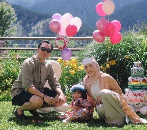 Portrait of Alisha Putri Ibas Yudhoyono's Birthday Celebration Held in Nature