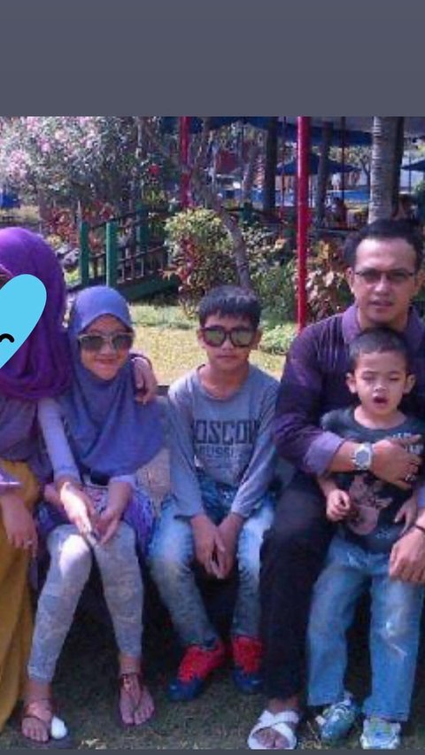 Foto-foto Lawas Ummi Pipik Bersama Anak-anaknya yang Masih Kecil, Bagikan Kisah Mengharukan Membesarkan Anak Setelah Kepergian Ustaz Jefri