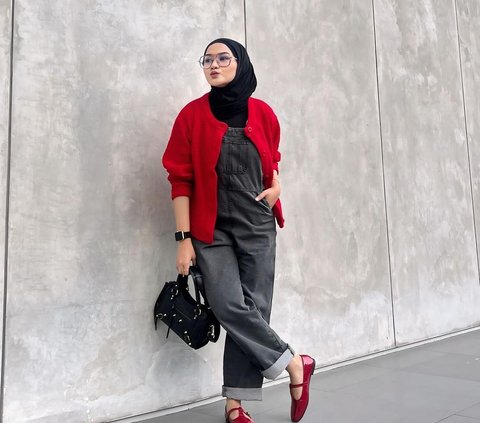 Mix and Match Atasan Merah Mentereng, Auto Bikin Look Makin Dilirik