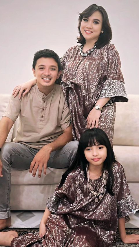 Sukses Main Sinetron TOP, Eza Yayang Bahagia Sang Istri sedang Hamil Anak ke-2 'Alhamdulillah Dikasih Allah' <br>