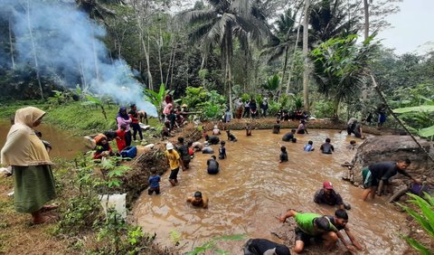 Mempererat Tali Silaturahmi dan Berbagi