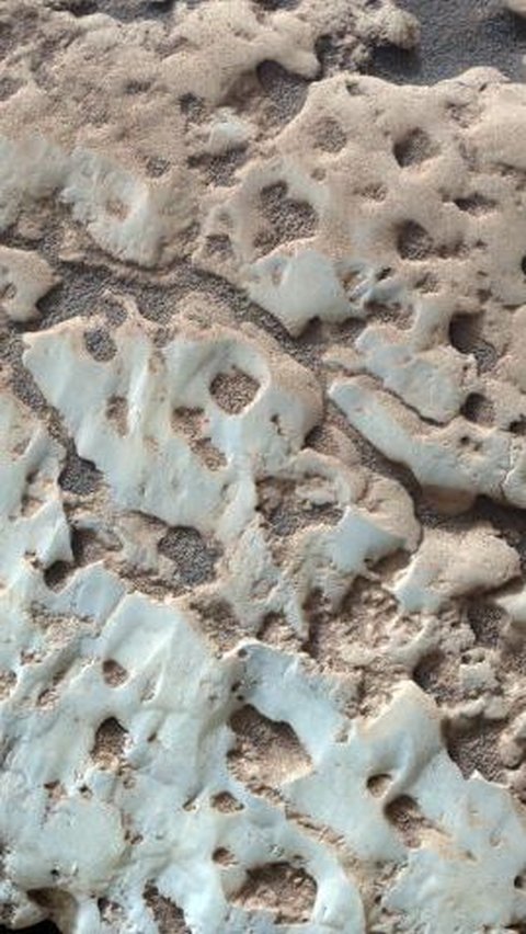 Pecahkan Batu di Mars, Robot Curiosity Berhasil Temukan 'Harta Karun' Langka dan Berharga