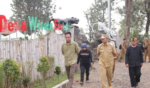 Ajak Wisatawan Jadi Warga Cisaat