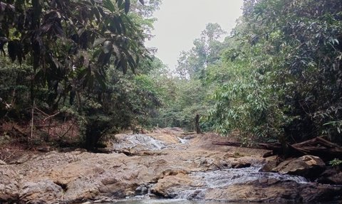 Pesona Air Terjun Doyam Turu Lempesu di Kabupaten Paser