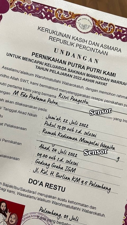 Viral Desain Undangan Pernikahan Dibuat Mirip Ijazah, Begini Penampakan Uniknya yang Bikin Salah Fokus