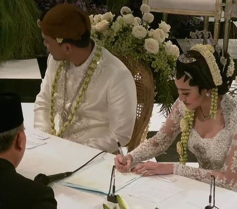 Aaliyah and Thariq Halilintar Officially Married with President Jokowi as Witness, Here is the Dowry