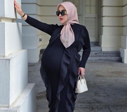 Hamil 38 Minggu, Potret Terbaru Syahrini Makin Stunning Pakai Dress Hitam & Tenteng Tas Hermes