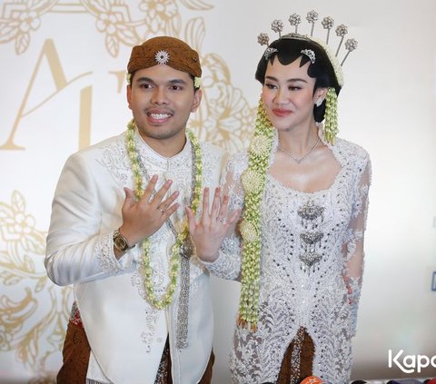 Officially Becomes Thariq Halilintar's In-Law, Reza Artamevia Reveals Her Son-in-Law's True Nature