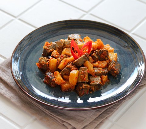 Delicious and Addictive Coconut Milk Fried Beef Liver Chili Recipe