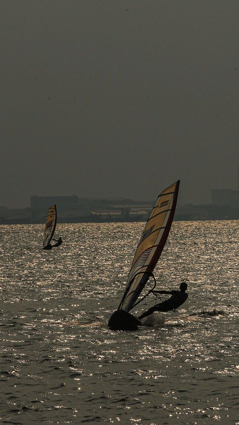 FOTO: Serunya Jakarta International Sailing Championship 2024 Diikuti 125 Atlet dari Berbagai Negara