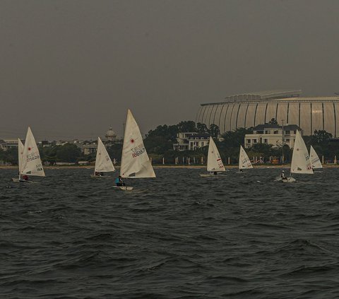 FOTO: Serunya Jakarta International Sailing Championship 2024 Diikuti 125 Atlet dari Berbagai Negara