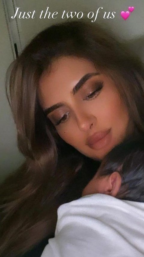 Upload First Photo Since Divorce, Netizens Flood Dubai Princess Sheikha Mahra's Account After 'Triple Talaq' from Husband via Instagram