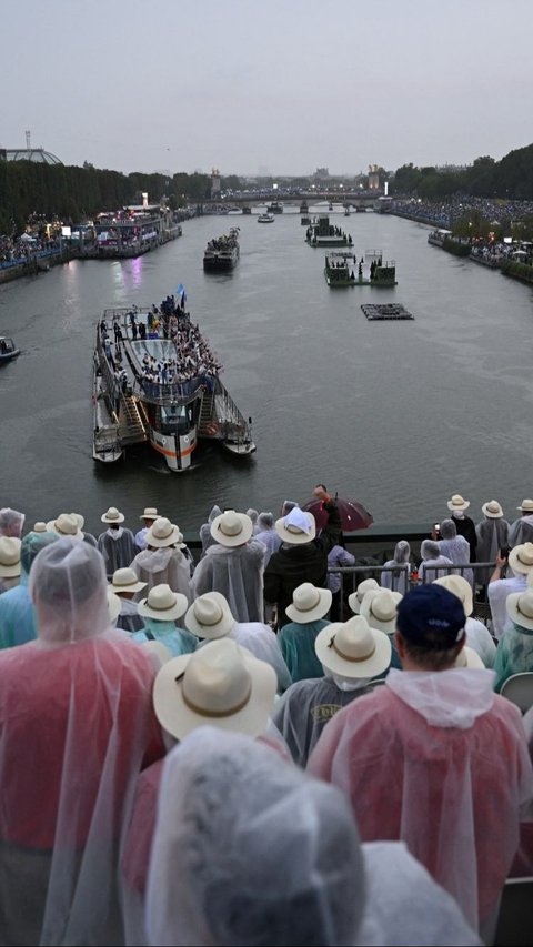 Indonesia sendiri mengirimkan 14 atlet dan ofisial yang turut serta dalam upacara pembukaan tersebut. Foto: Reuters<br>