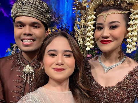 Charming Celebrity Styles at the Wedding Reception of Thariq Halilintar and Aaliyah Massaid