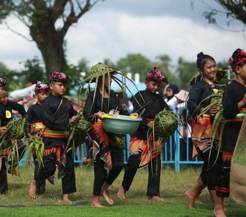 Kurangi Gadget, Pemkab Banyuwangi Ajak Anak Bermain Permainan Tradisional