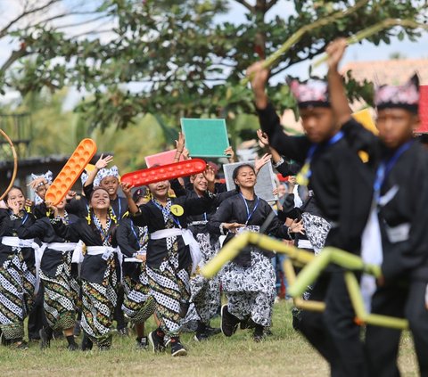 Kurangi Gadget, Pemkab Banyuwangi Ajak Anak Bermain Permainan Tradisional