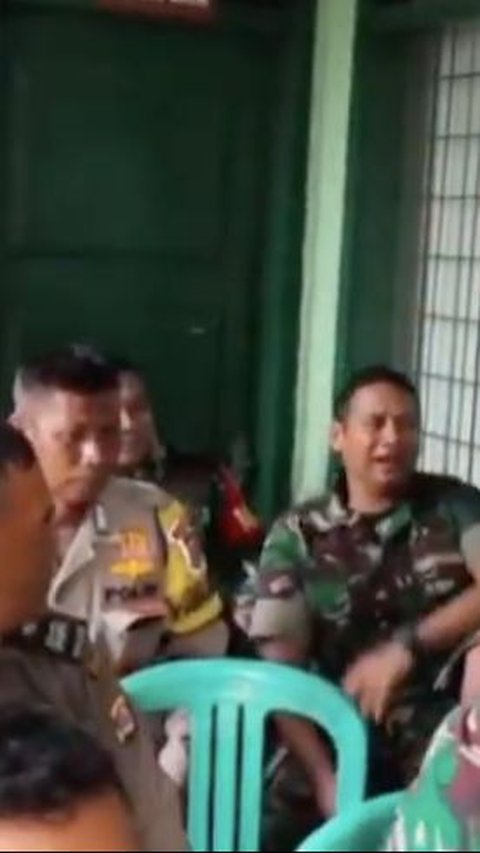 “Momen hangat Kapolres Serang ke Koramil,” tulis judul video. <br>